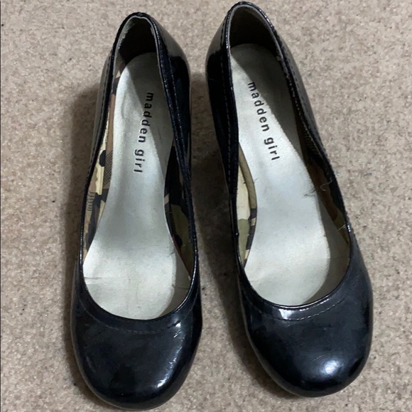 Shoes - Madden girl short heels